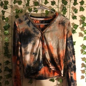 Tie dye cropped long sleeve.